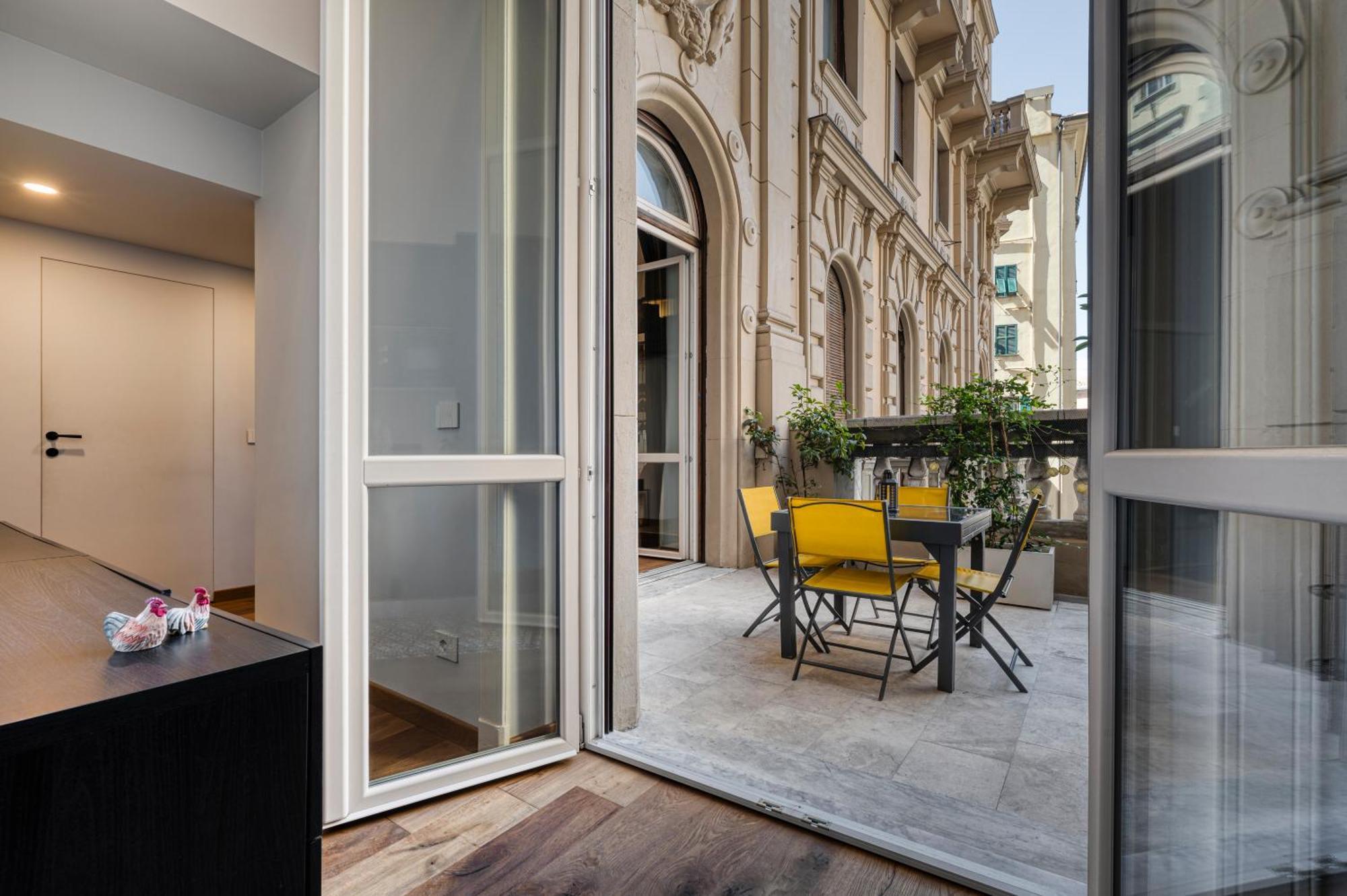 T-Loft Apartment Genoa Exterior photo
